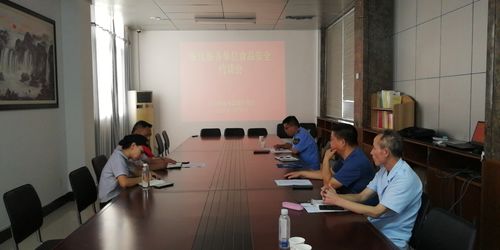 石臺(tái)縣市場(chǎng)監(jiān)管局召開(kāi)餐飲服務(wù)單位食品安全約談會(huì)，強(qiáng)化主體責(zé)任筑牢安全防線